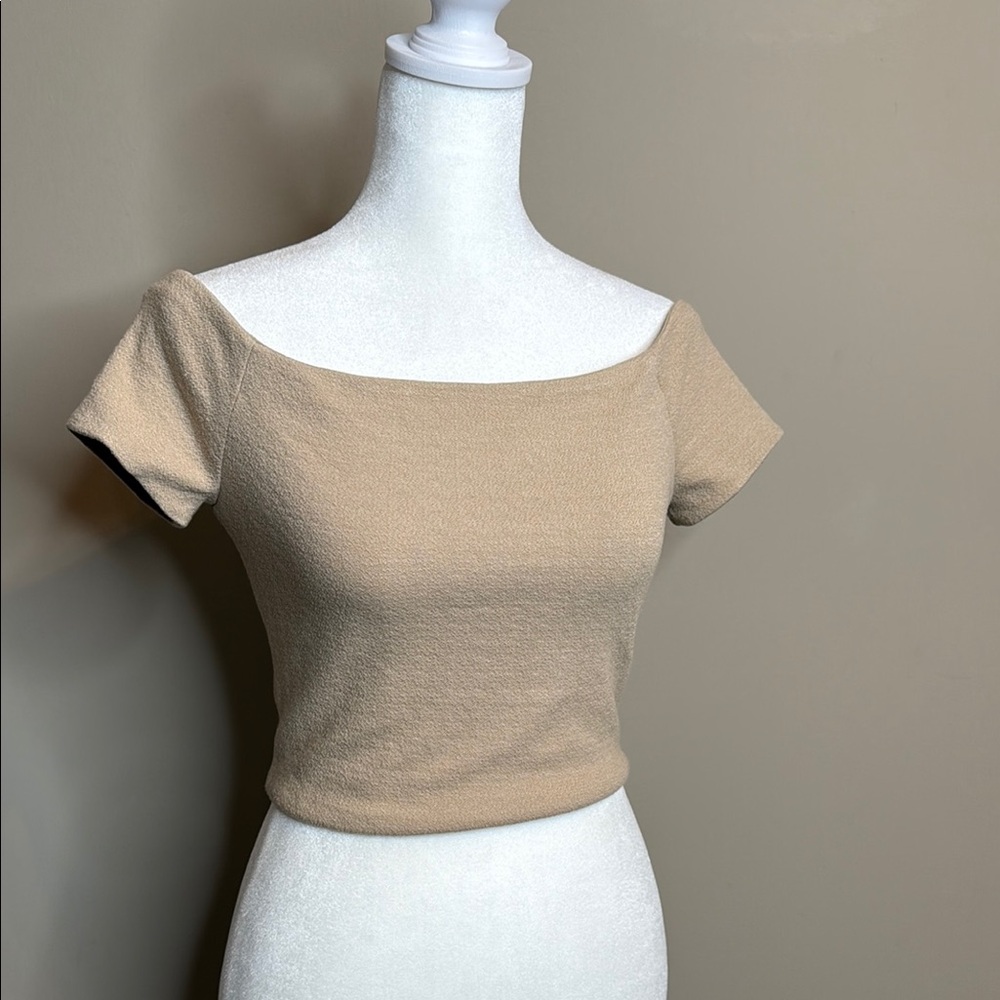 Alice + Olivia Tan Off-Shoulder Crop Top Back Zip - Picture 1 of 8